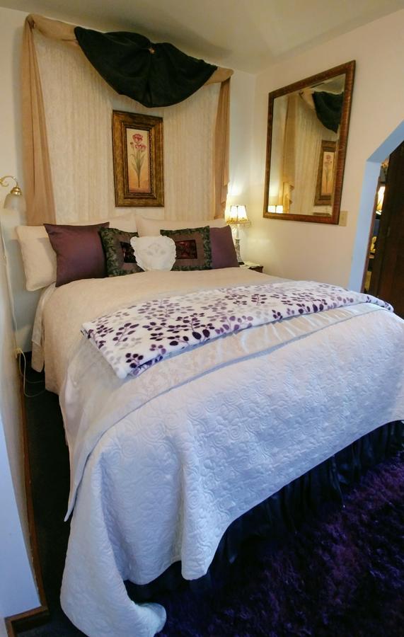 Boreas Bed & Breakfast Inn Лонг-Бич Экстерьер фото